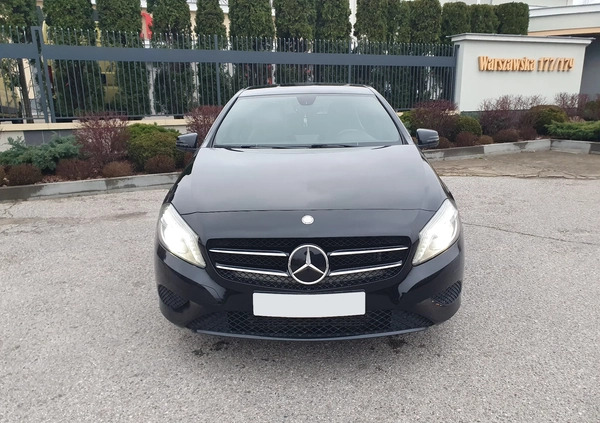 Mercedes-Benz Klasa A cena 46200 przebieg: 250000, rok produkcji 2014 z Wałcz małe 191